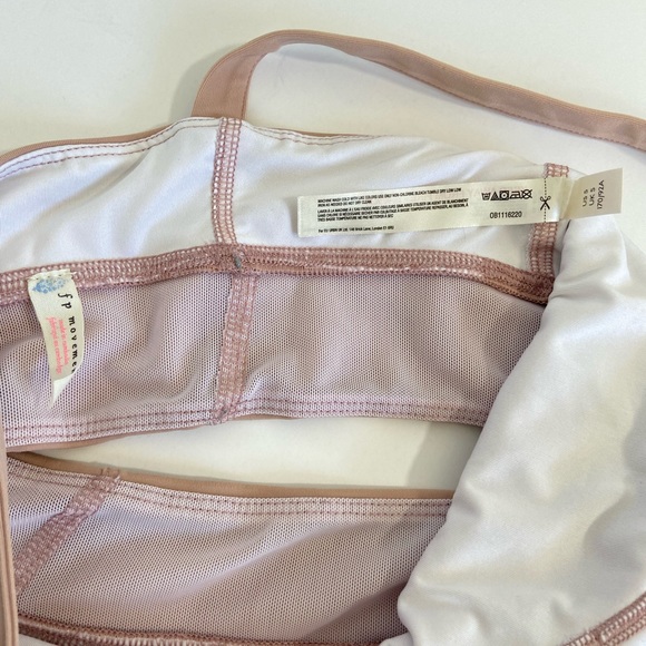 Free People FP Movement Sports Bra, blush pink, size small - Picture 2 of 4
